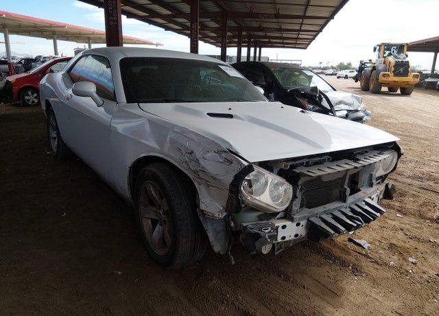 2013 DODGE Challenger