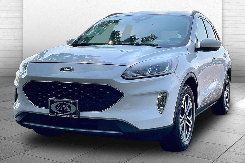 2021 FORD Escape