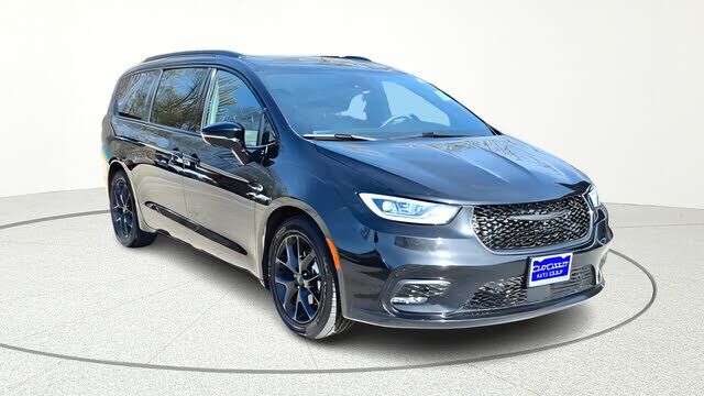 2025 CHRYSLER Pacifica