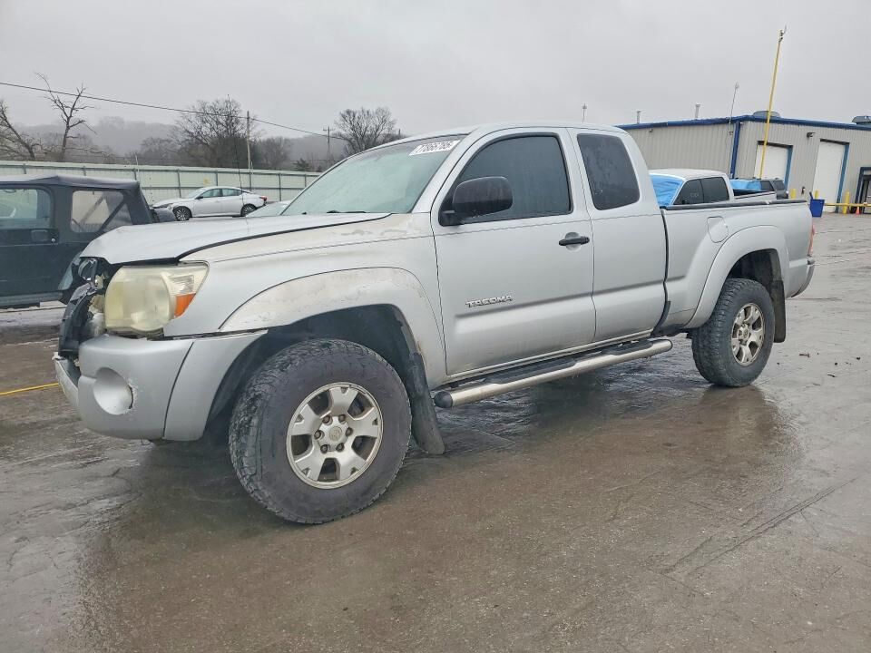 2008 TOYOTA Tacoma