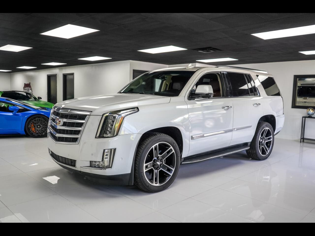 2017 CADILLAC Escalade
