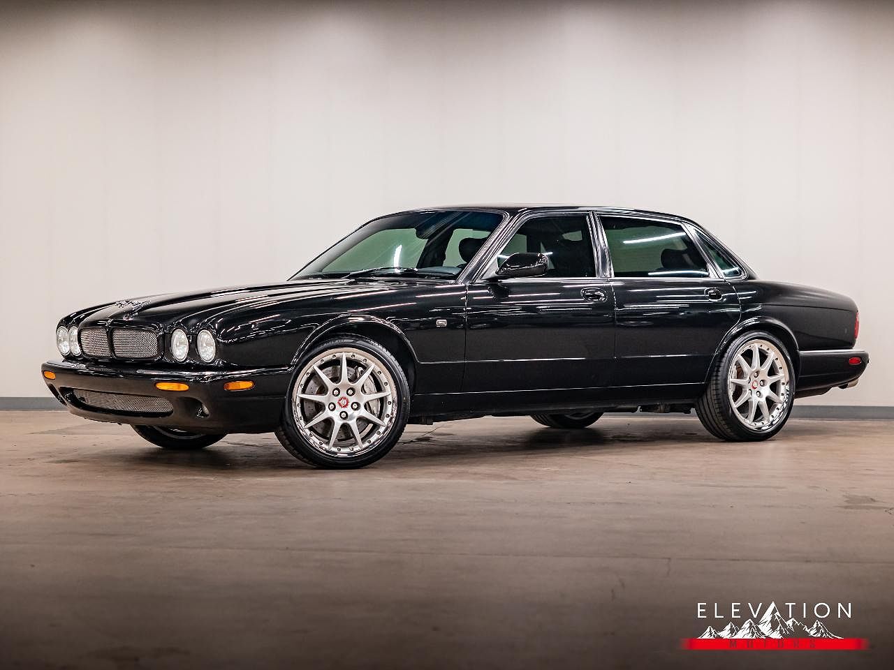 2002 JAGUAR XJR