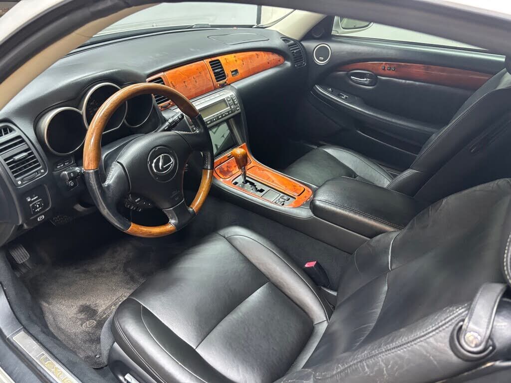 2002 Lexus SC