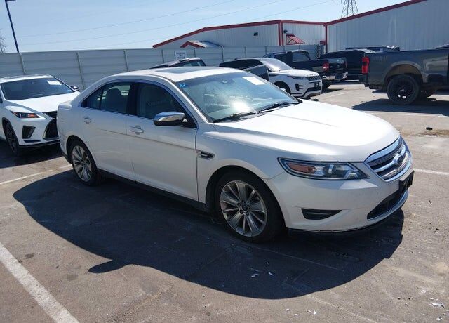 2011 FORD Taurus