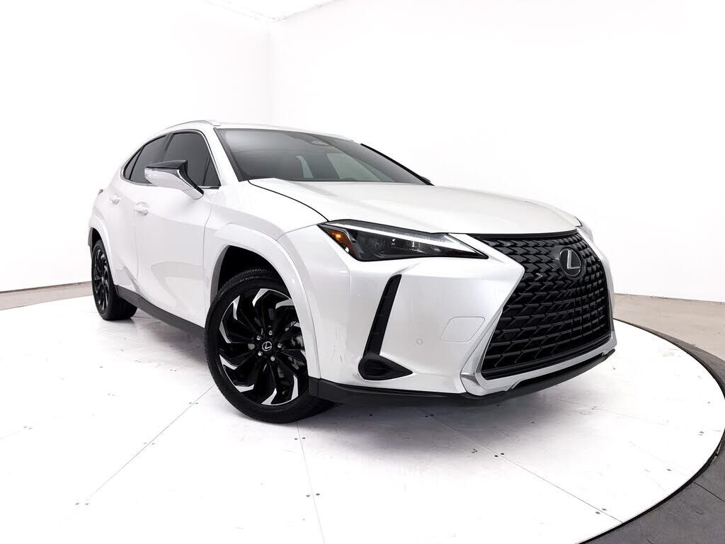 2025 LEXUS UX