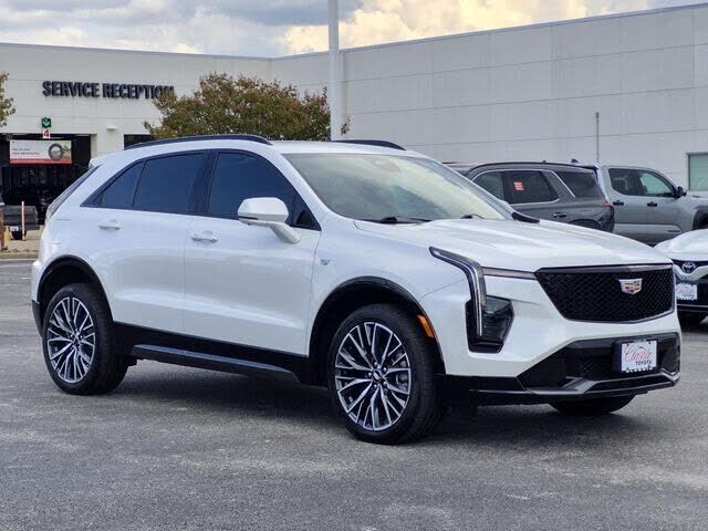 2025 CADILLAC XT4