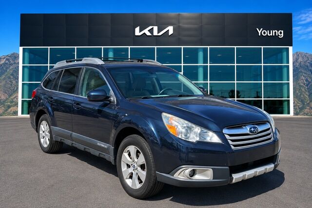 2012 SUBARU Outback