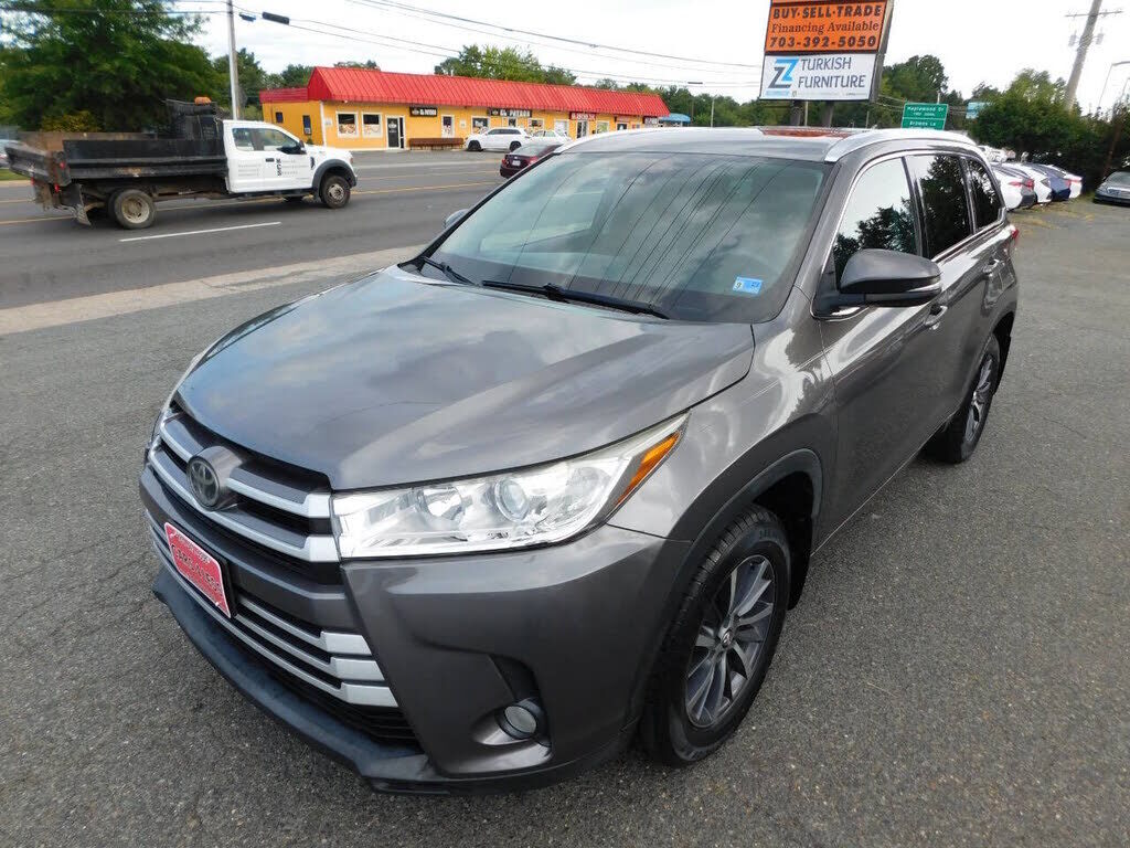 2017 TOYOTA Highlander