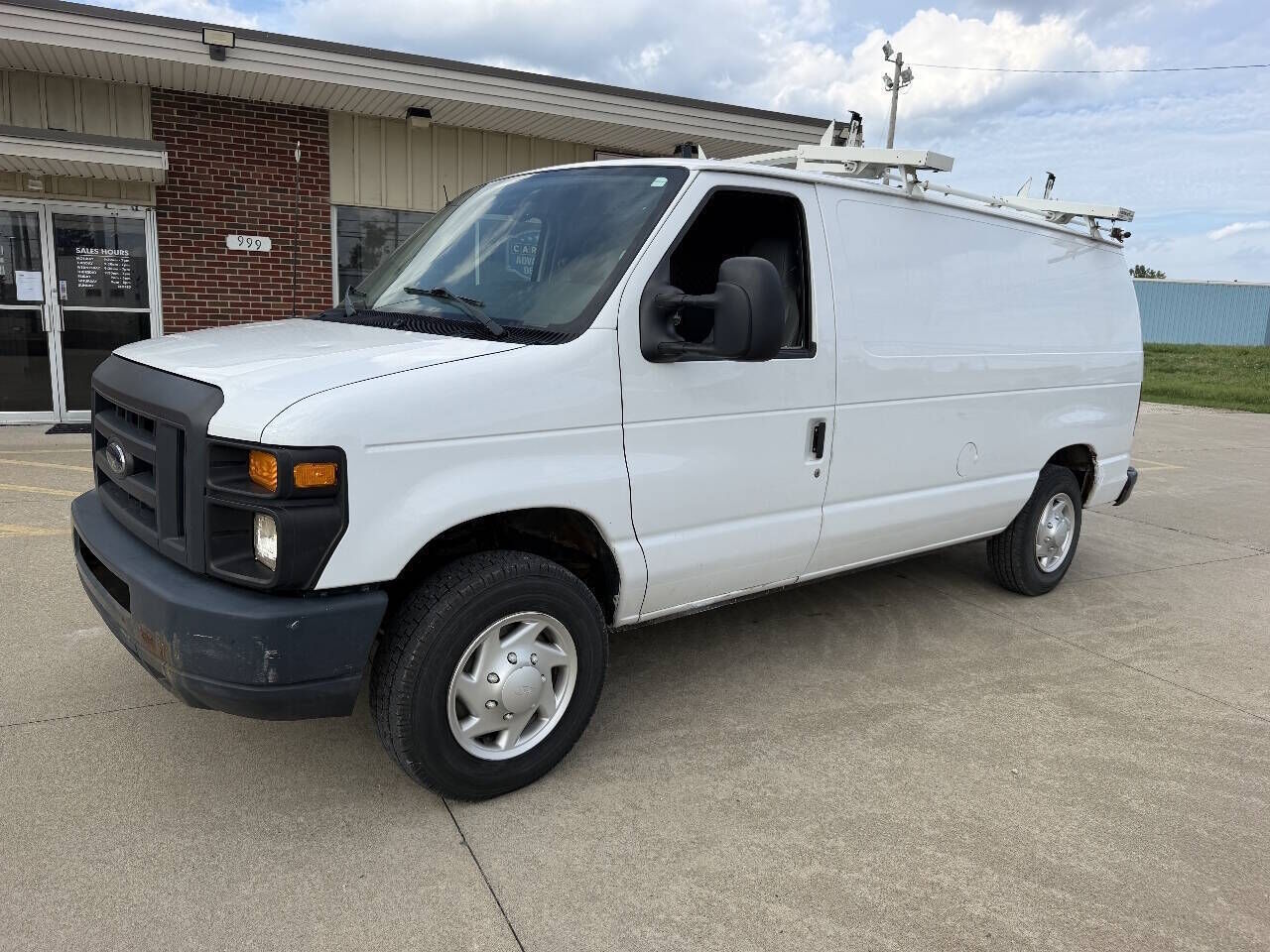 2013 FORD E-150