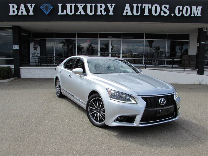 2013 LEXUS LS