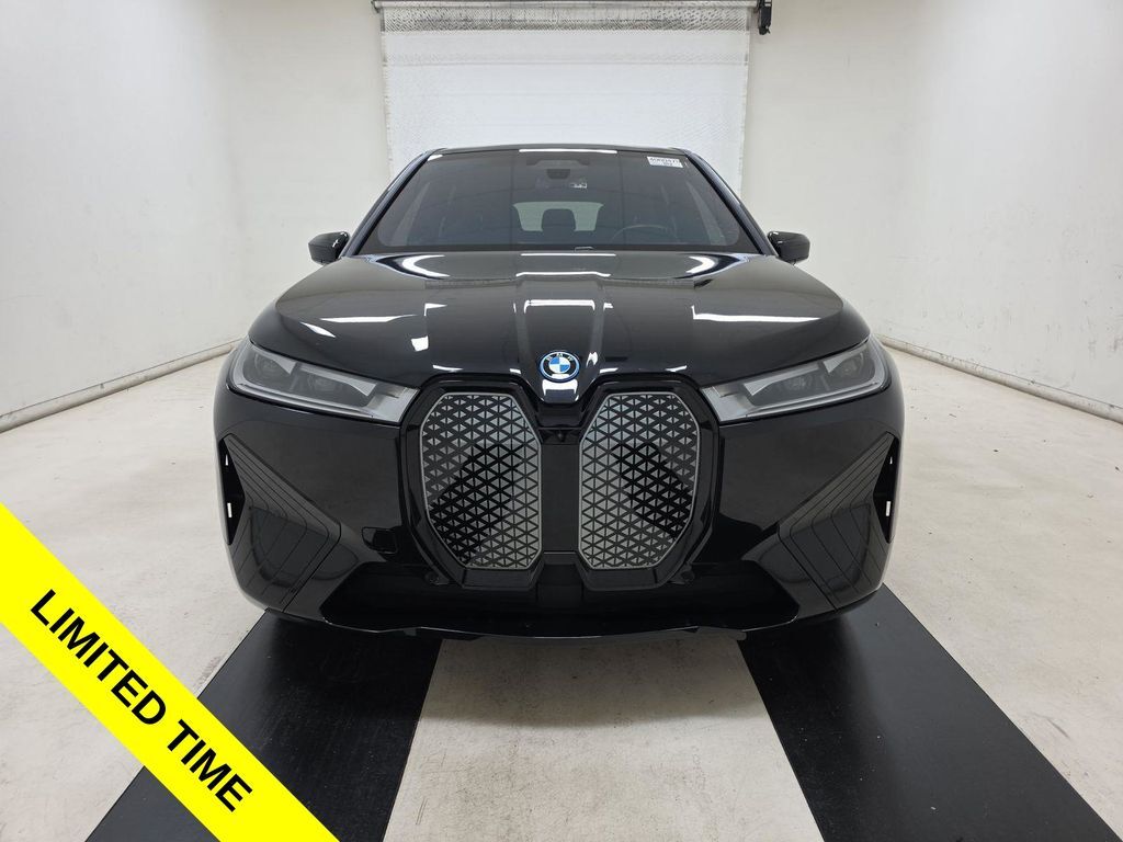 2024 BMW iX