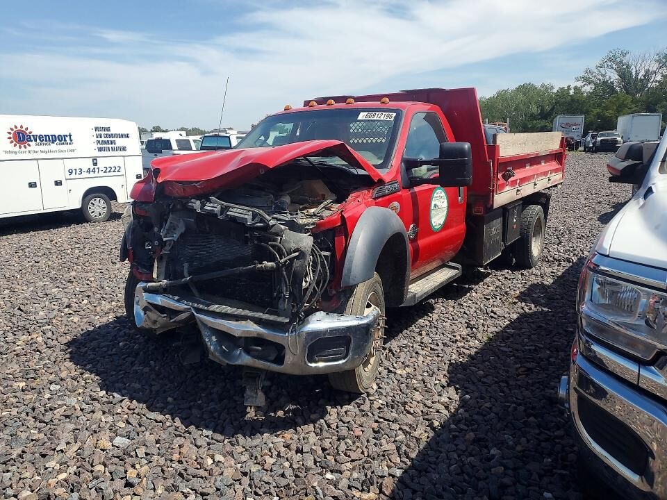 2011 FORD F-550