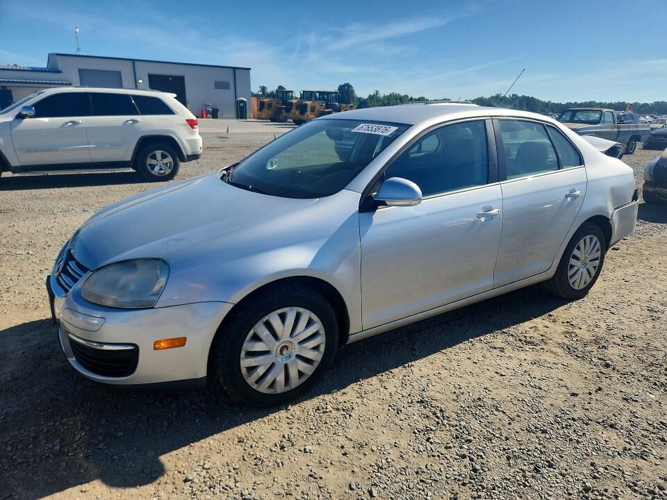 2010 VOLKSWAGEN Jetta