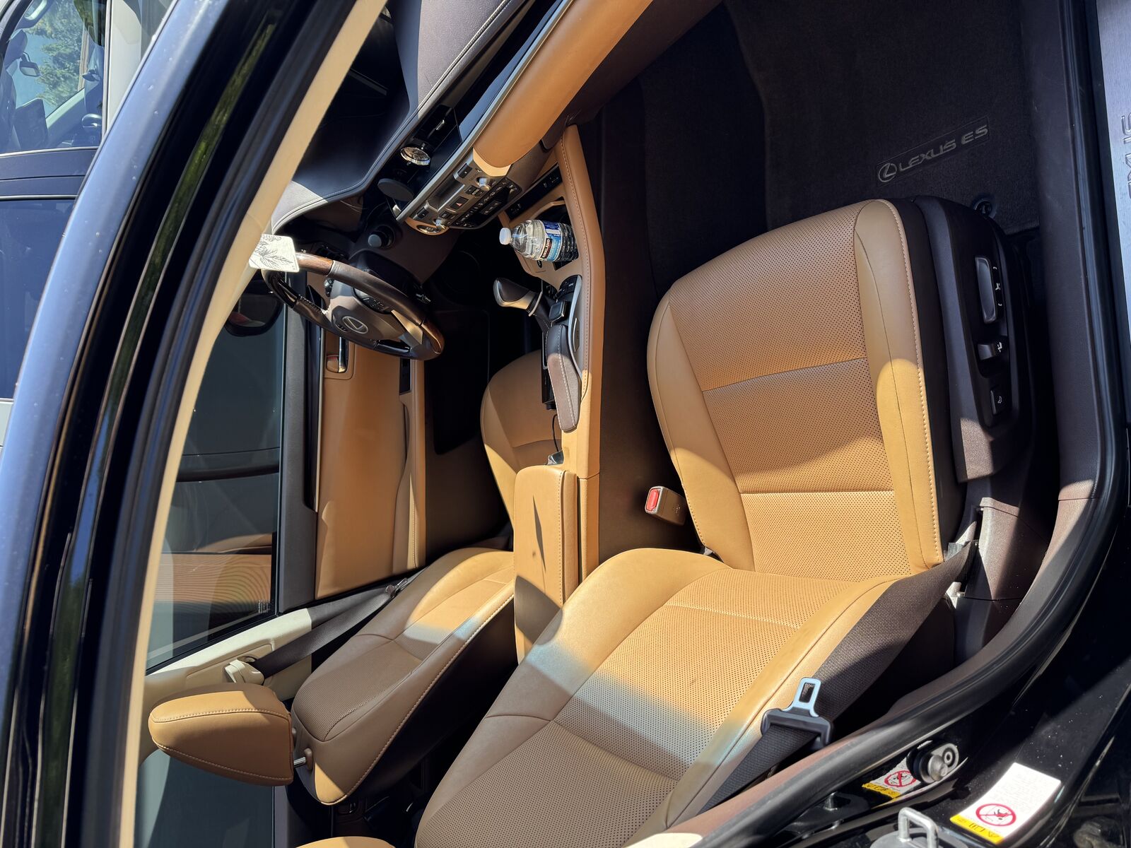 2016 Lexus ES