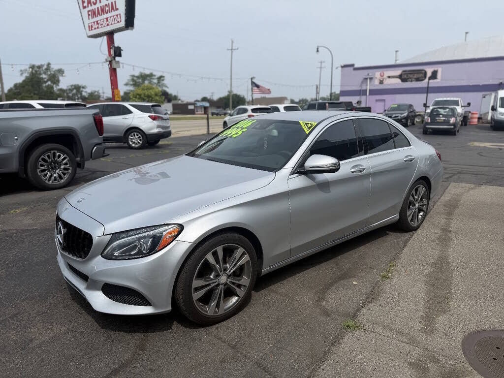 2016 MERCEDES-BENZ C-Class