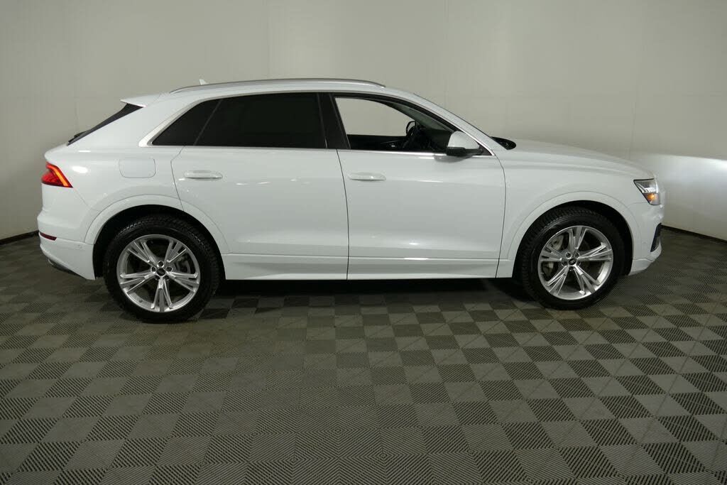 2023 Audi Q8