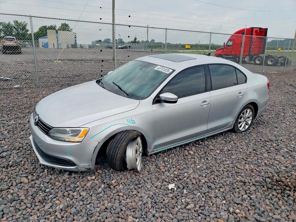 2012 VOLKSWAGEN Jetta