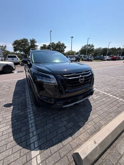 2024 NISSAN Pathfinder