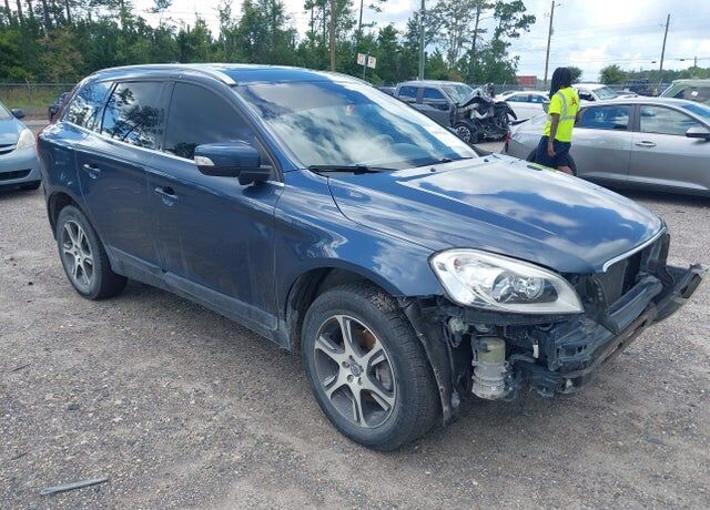2011 VOLVO XC60