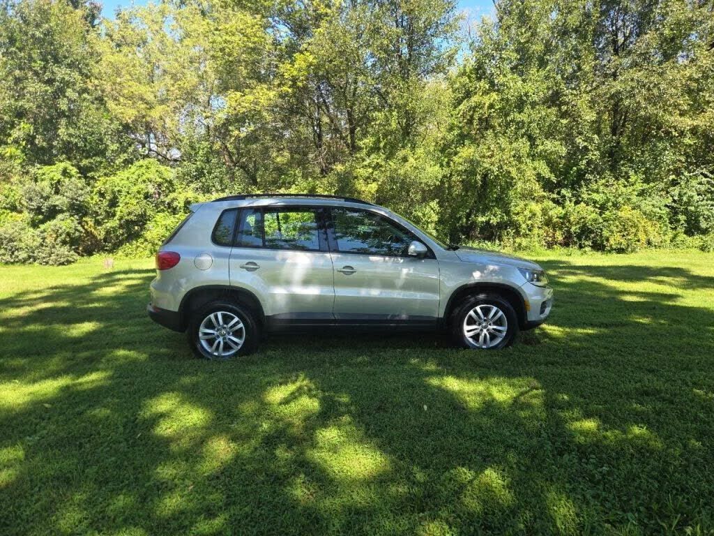 2015 VOLKSWAGEN Tiguan