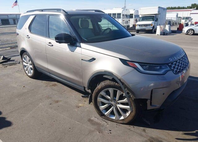 2024 LAND ROVER Discovery