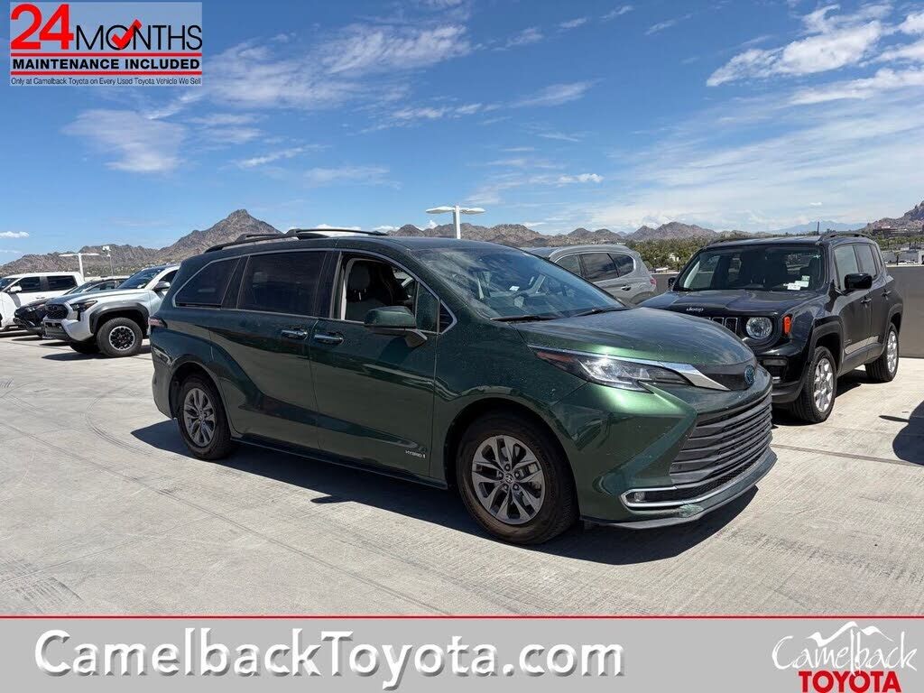 2021 TOYOTA Sienna