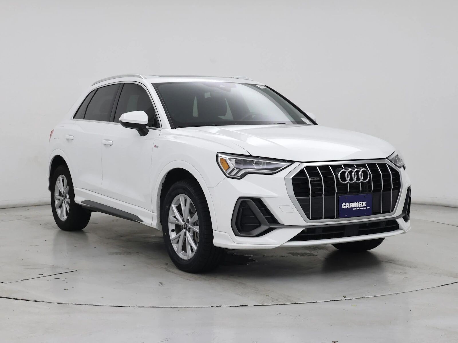 2022 Audi Q3