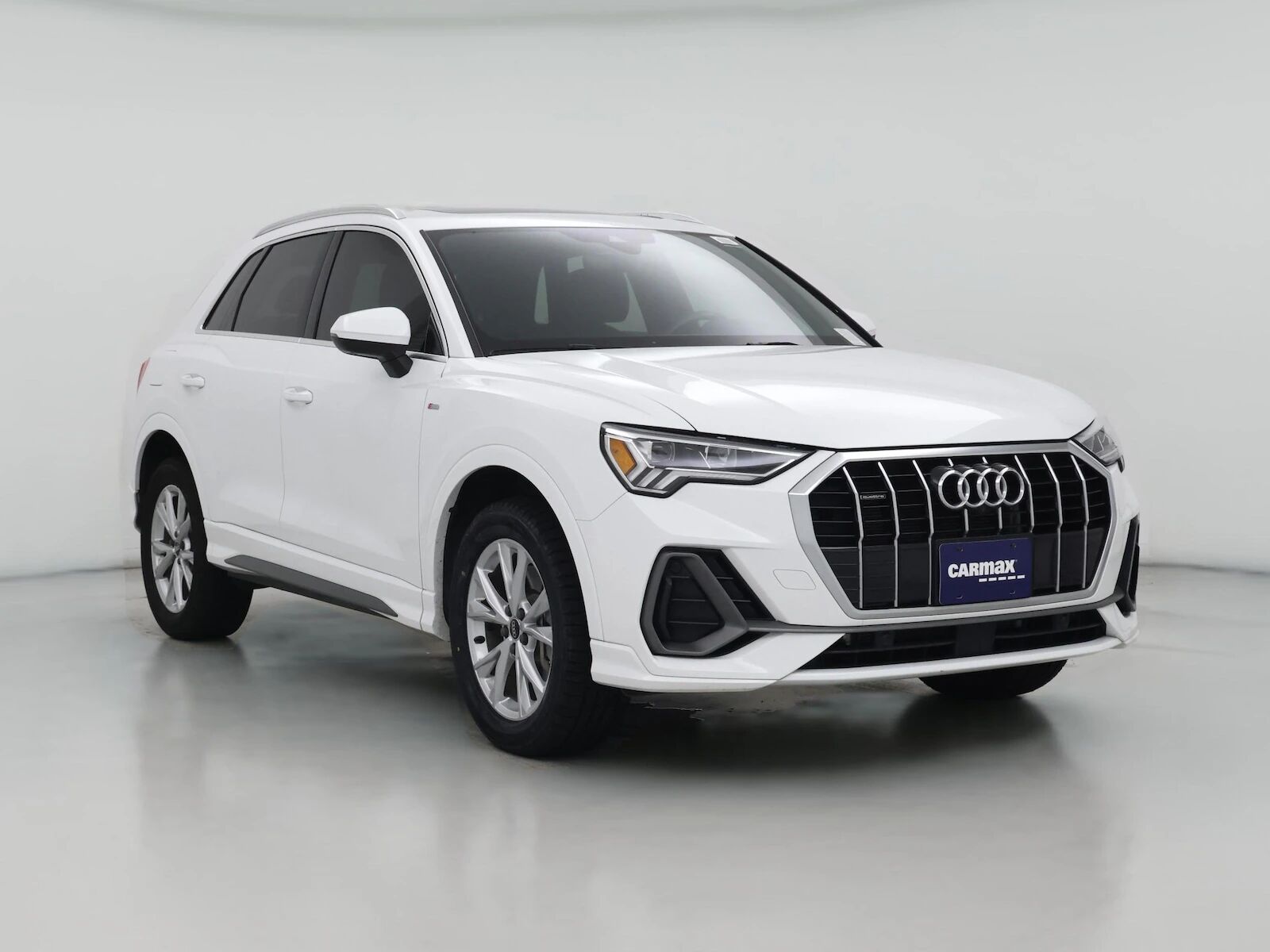 2022 AUDI Q3