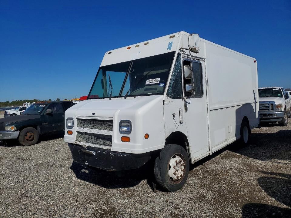 1999 FREIGHTLINER MT 45 Chassis