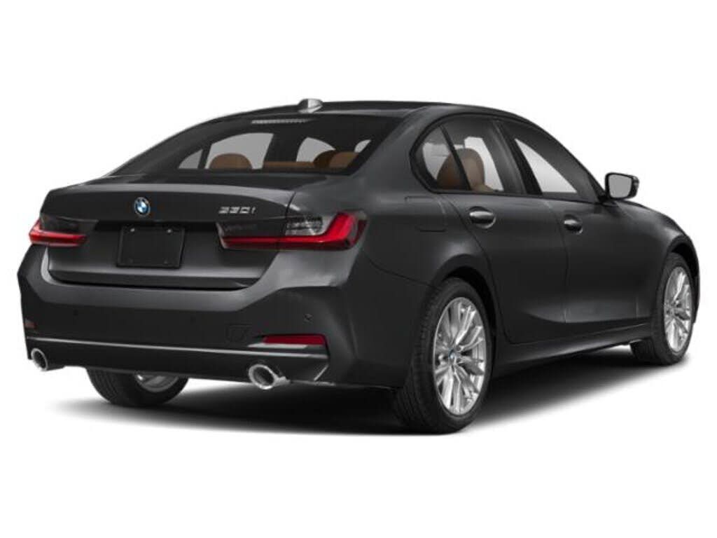 2023 BMW 330i