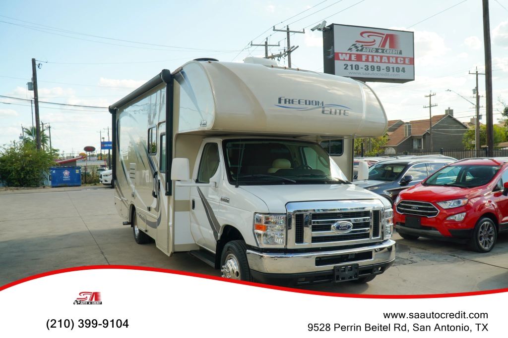 2017 FORD E-350