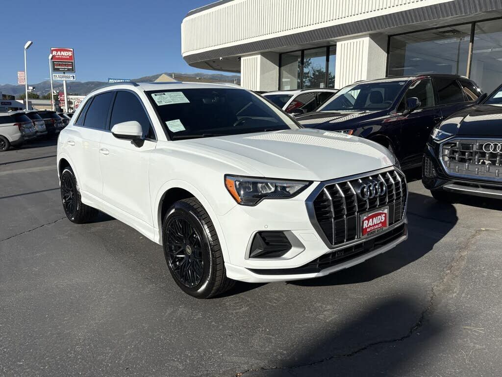 2022 Audi Q3