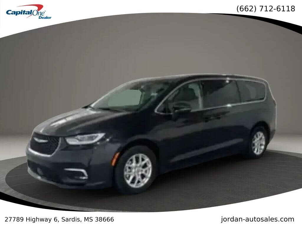2023 CHRYSLER Pacifica