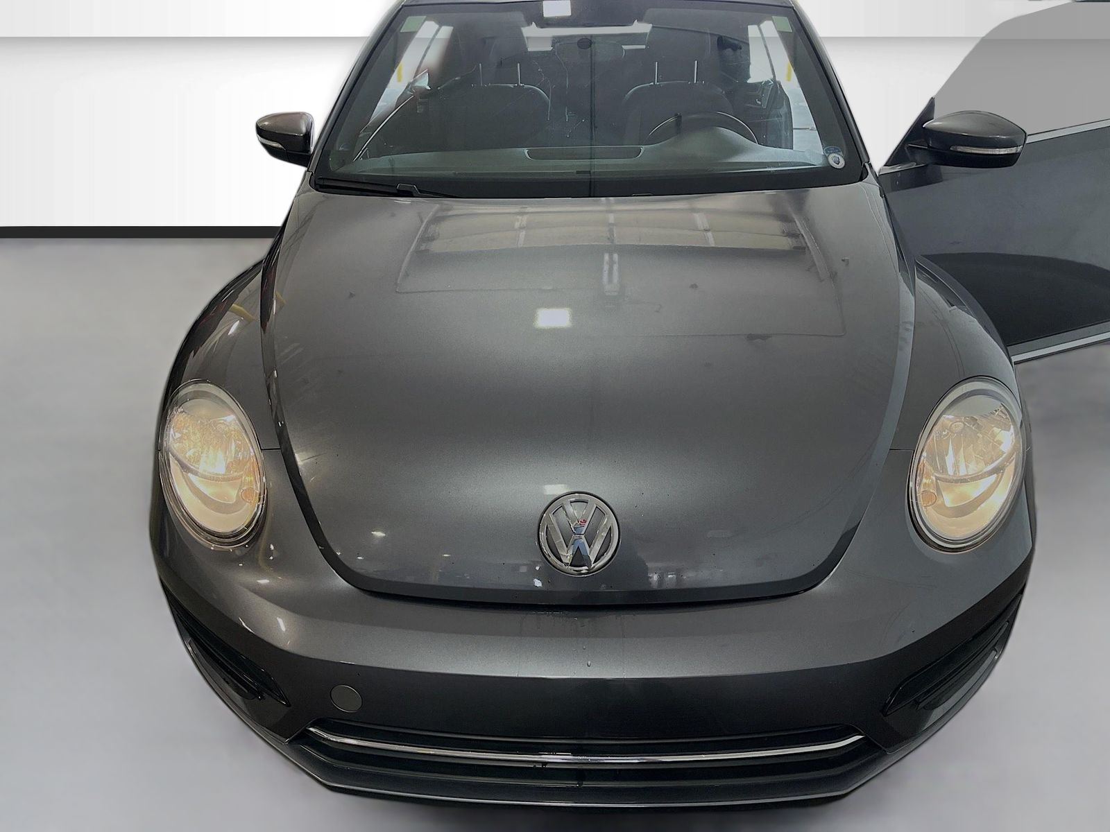2019 VOLKSWAGEN Beetle