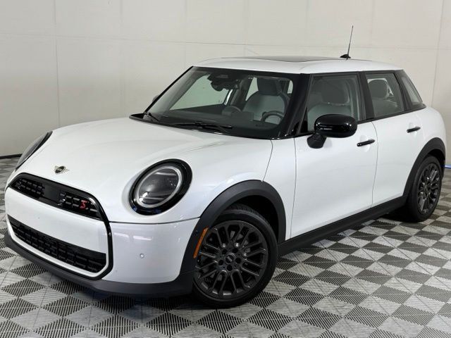 2025 MINI Hardtop