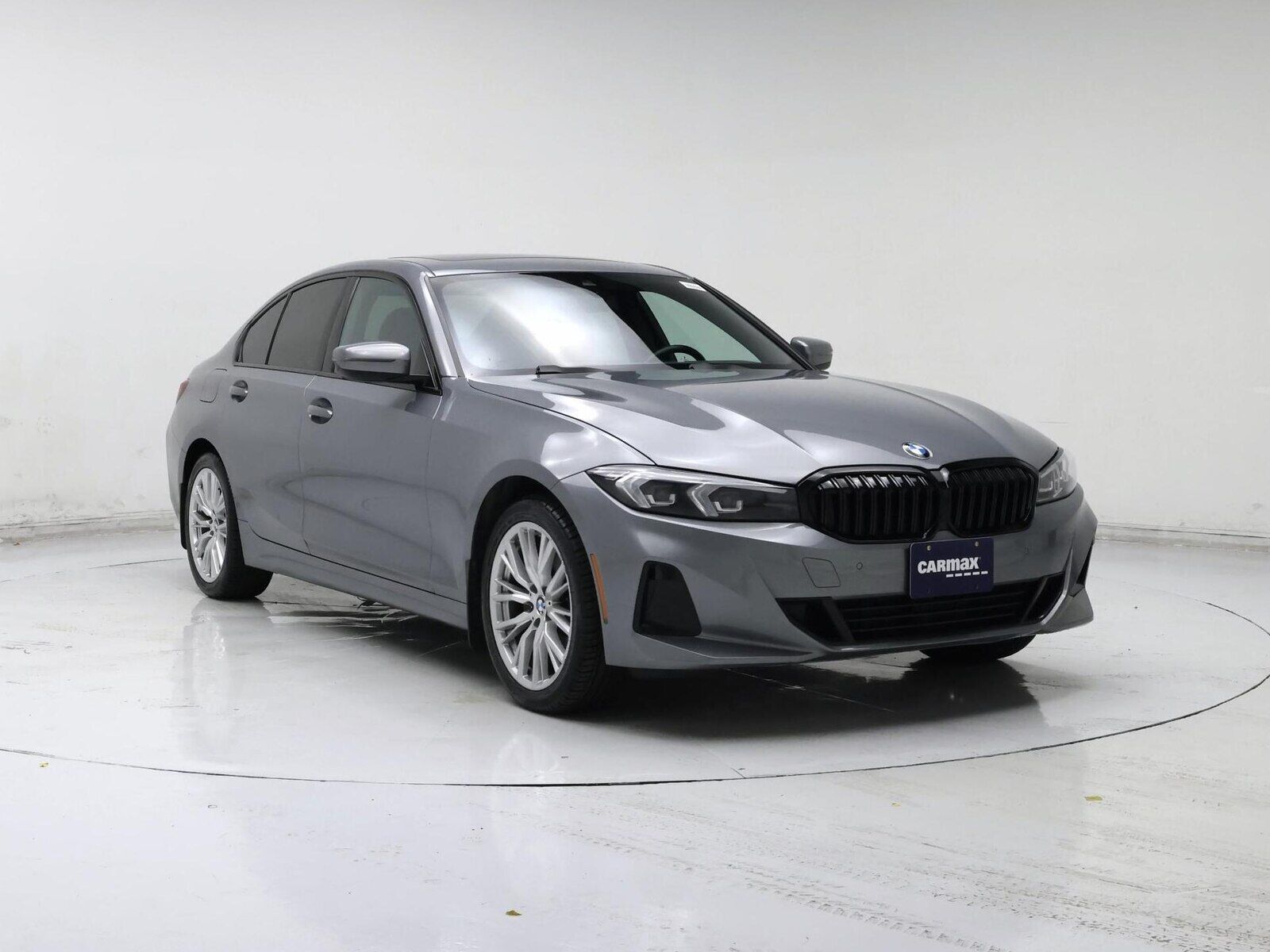 2023 BMW 330i