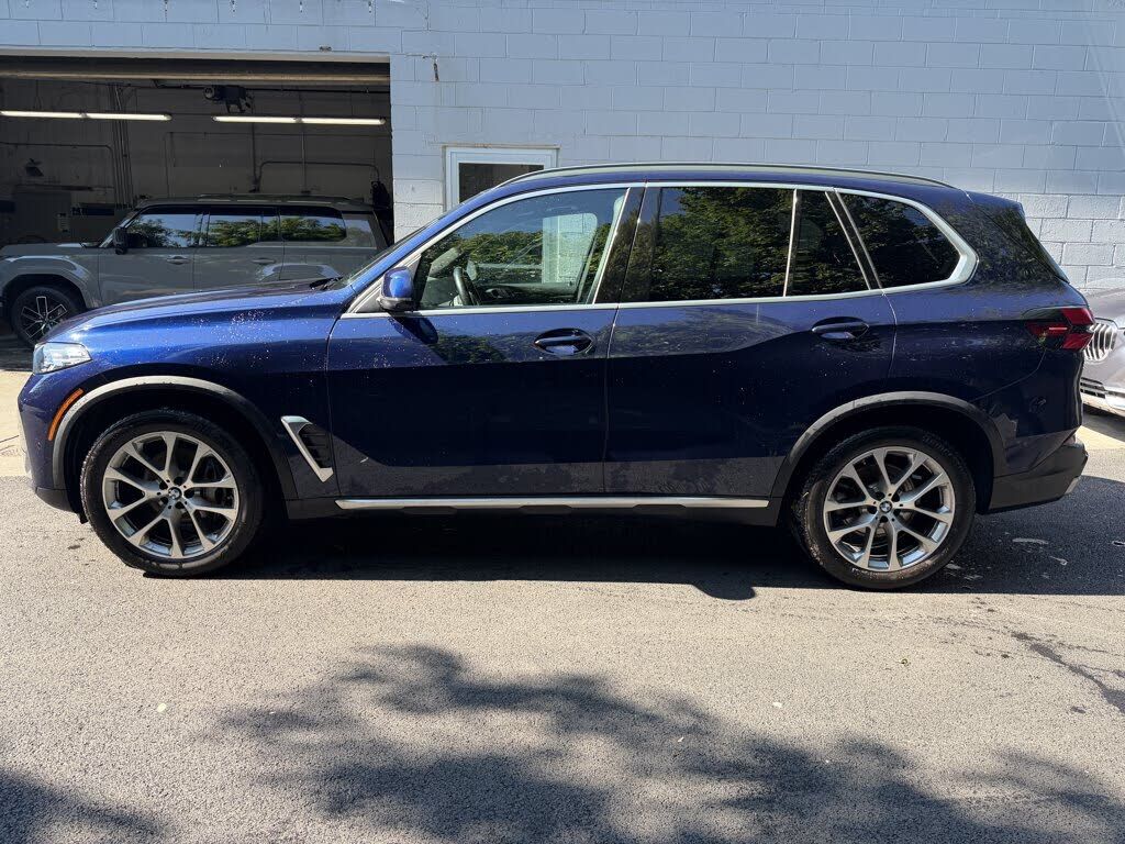 2025 BMW X5