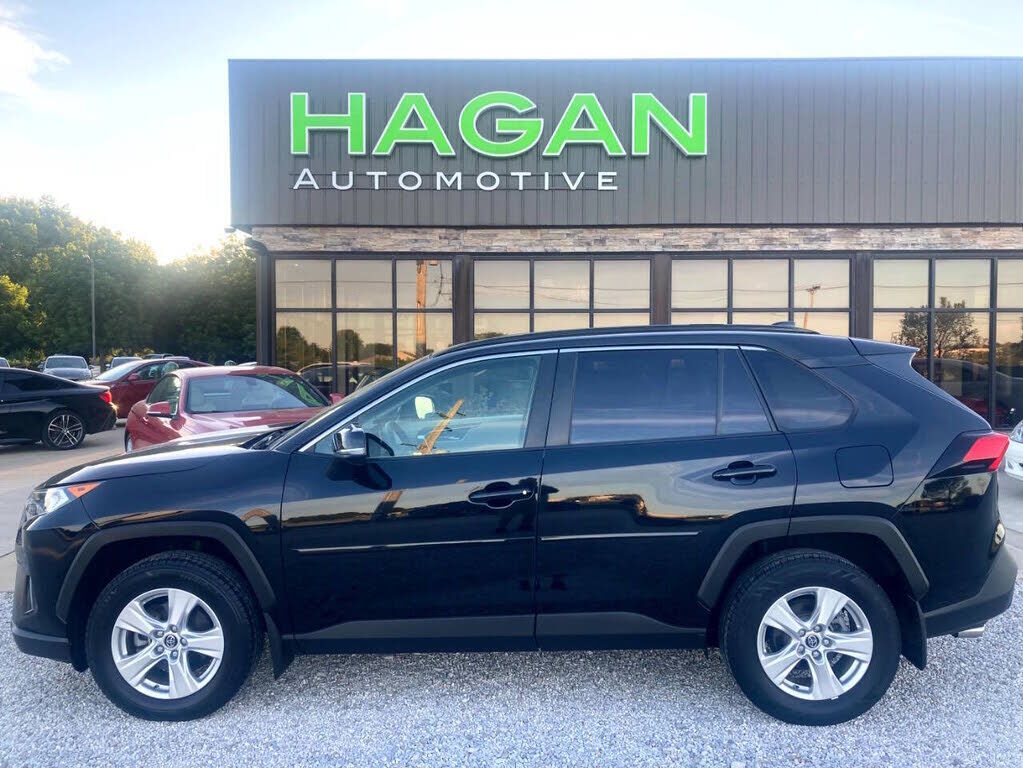 2019 TOYOTA RAV4