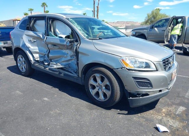 2012 VOLVO XC60