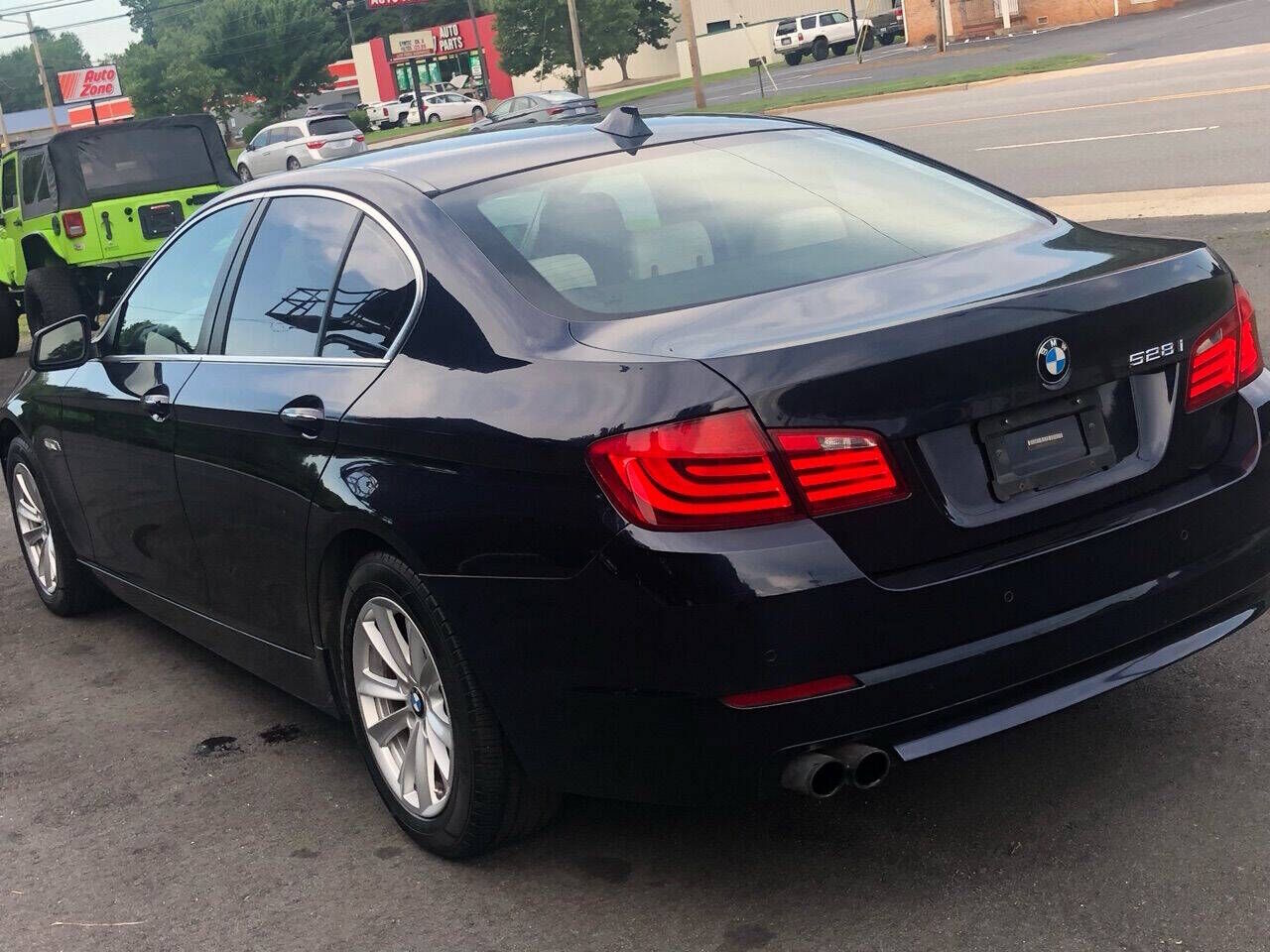 2011 BMW 528i