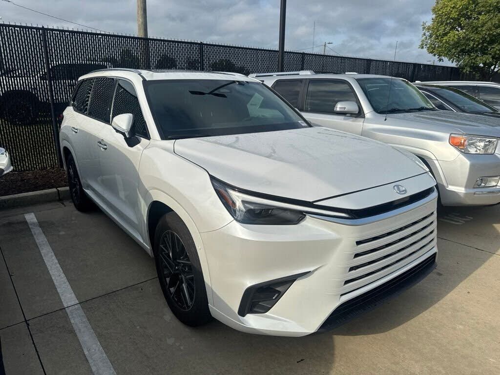 2025 Lexus TX