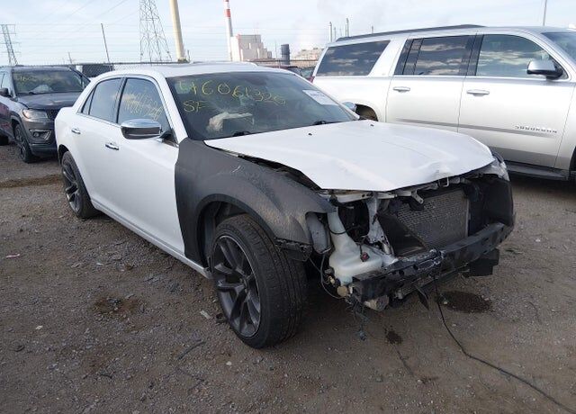 2011 CHRYSLER 300C