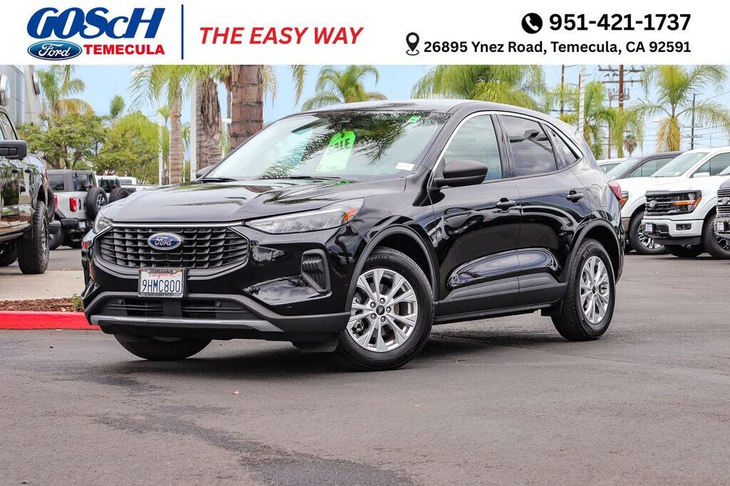 2023 FORD Escape