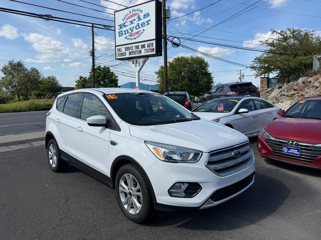 2019 FORD Escape