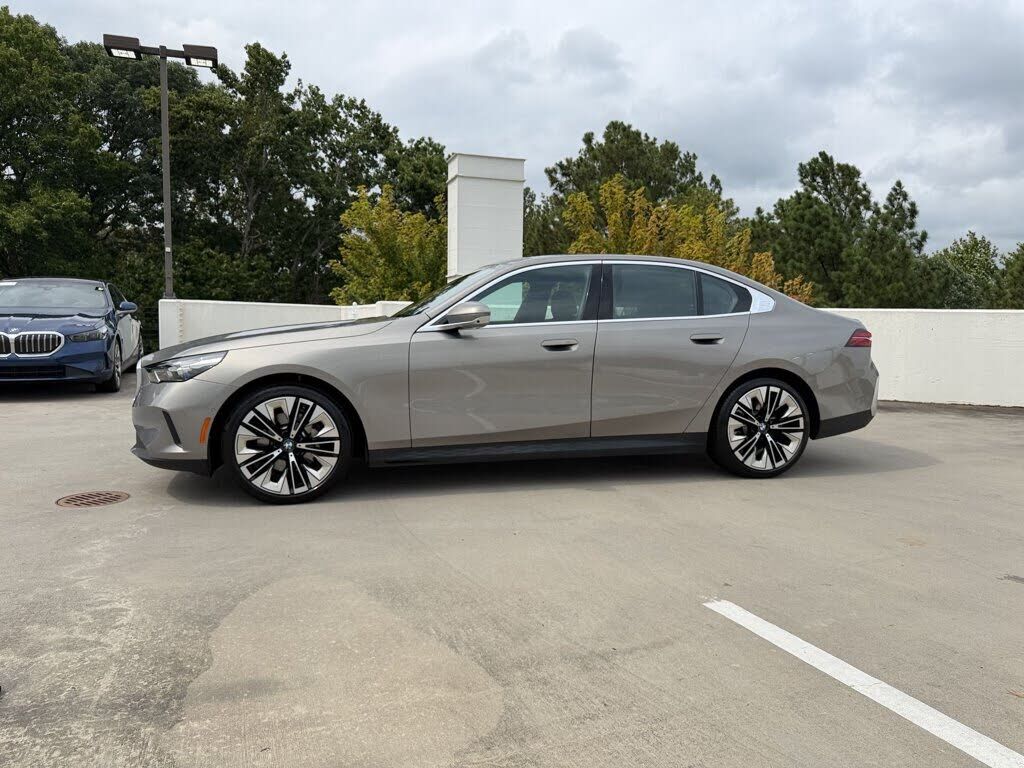 2026 BMW 530i