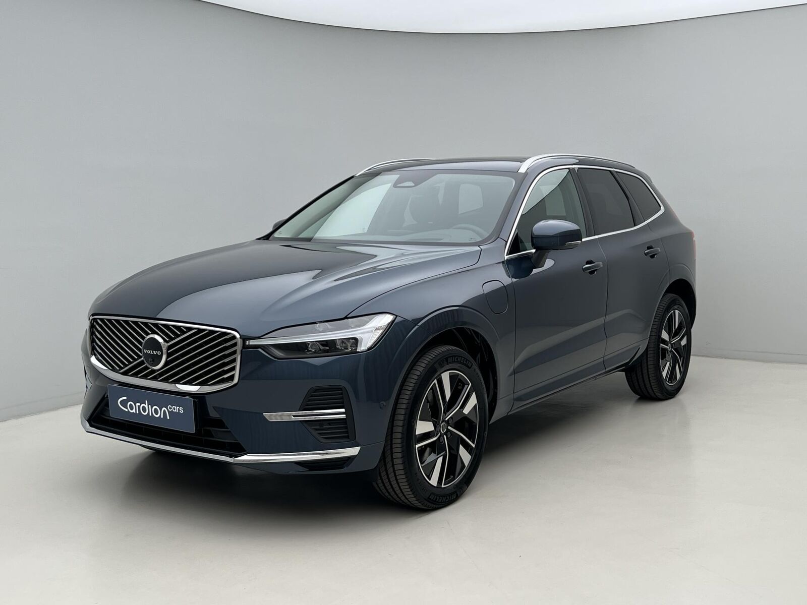 2027 VOLVO V60