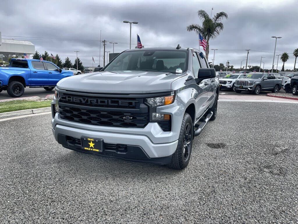 2025 CHEVROLET Silverado