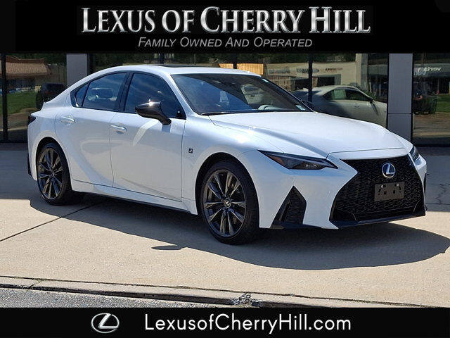 2025 LEXUS IS