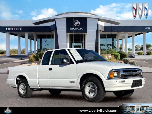 1997 CHEVROLET S-10 Pickup