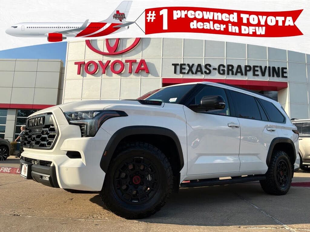 2024 TOYOTA Sequoia
